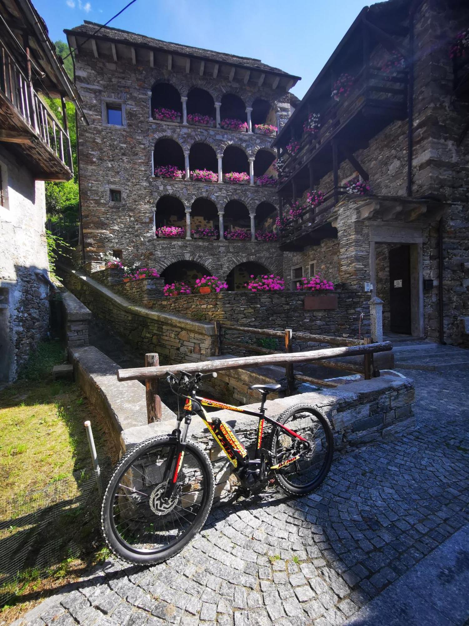 Dimora Storica Casa Vanni Villadossola Luaran gambar